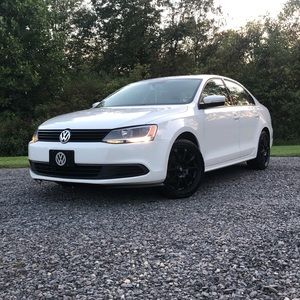 Meet your Posher, Adam